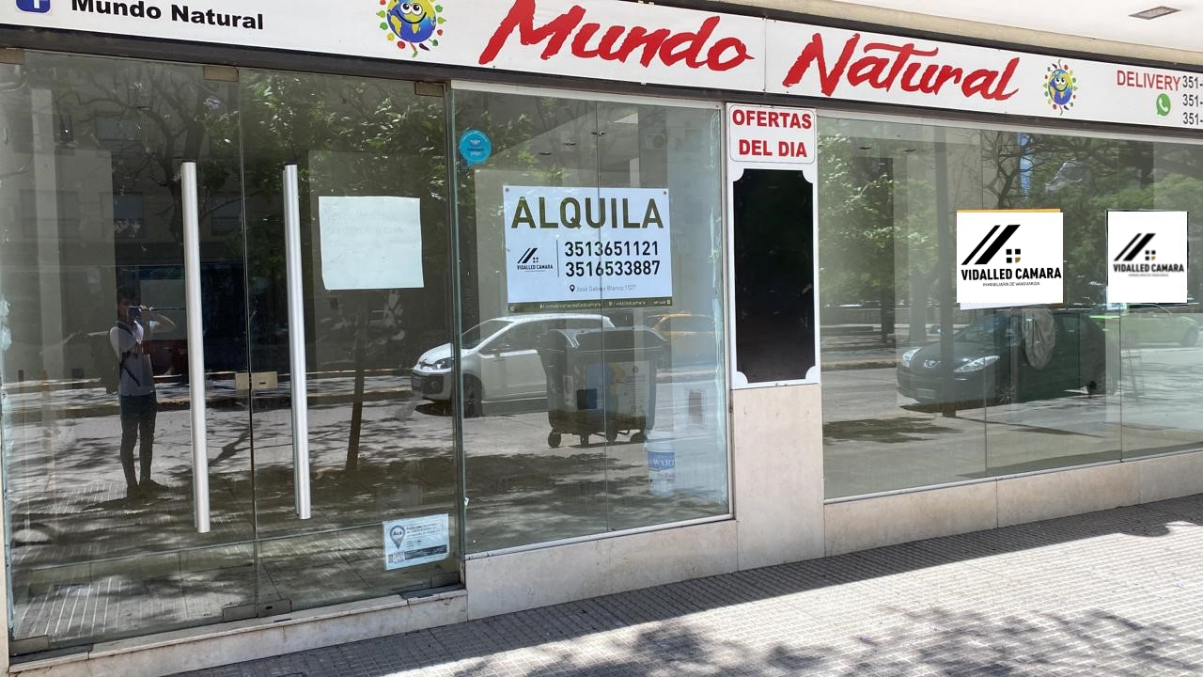 Local Comercial 175 m con Renta Activa  Frente Vidriado  GemesNueva Córdoba