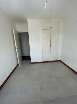 Dpto 3 dorm cplacard, B General Paz. Venta.