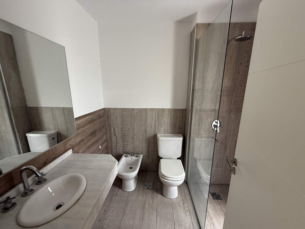 ALQUILER DUPLEX 3 DORM - ARGUELLO