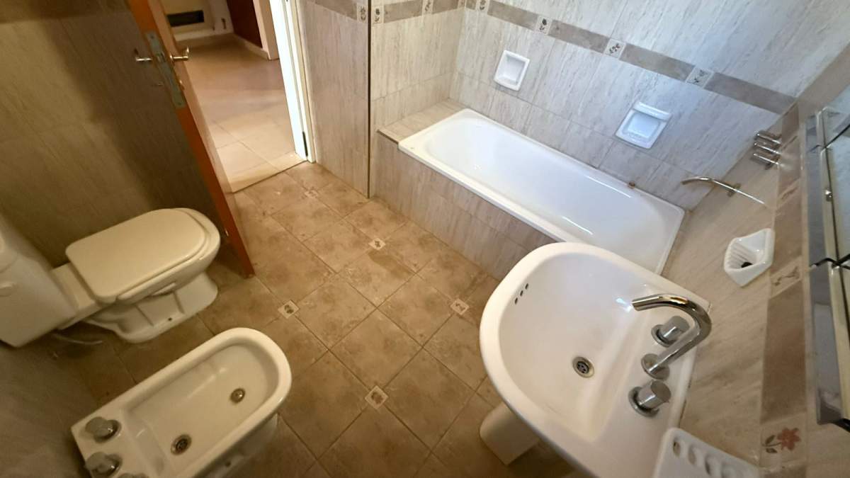 Casa en alquiler de 2 dormitorios en Quebrada de las Rosas