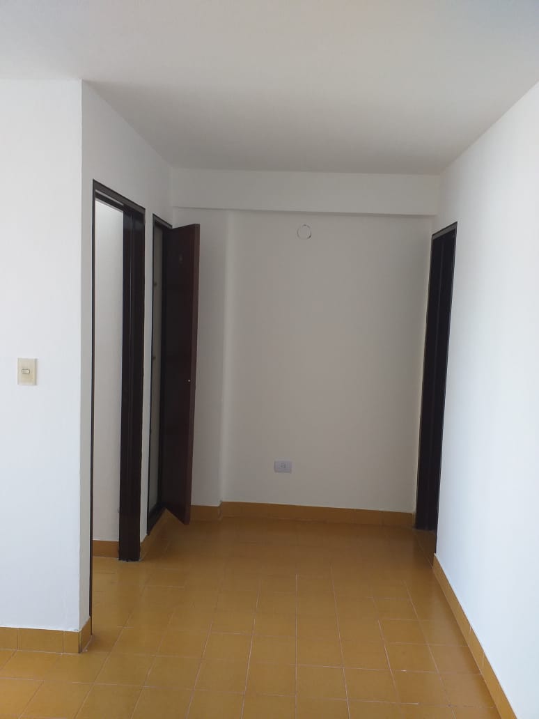 Departamento en alquiler de un dormitorio sobre Rivadavia 140