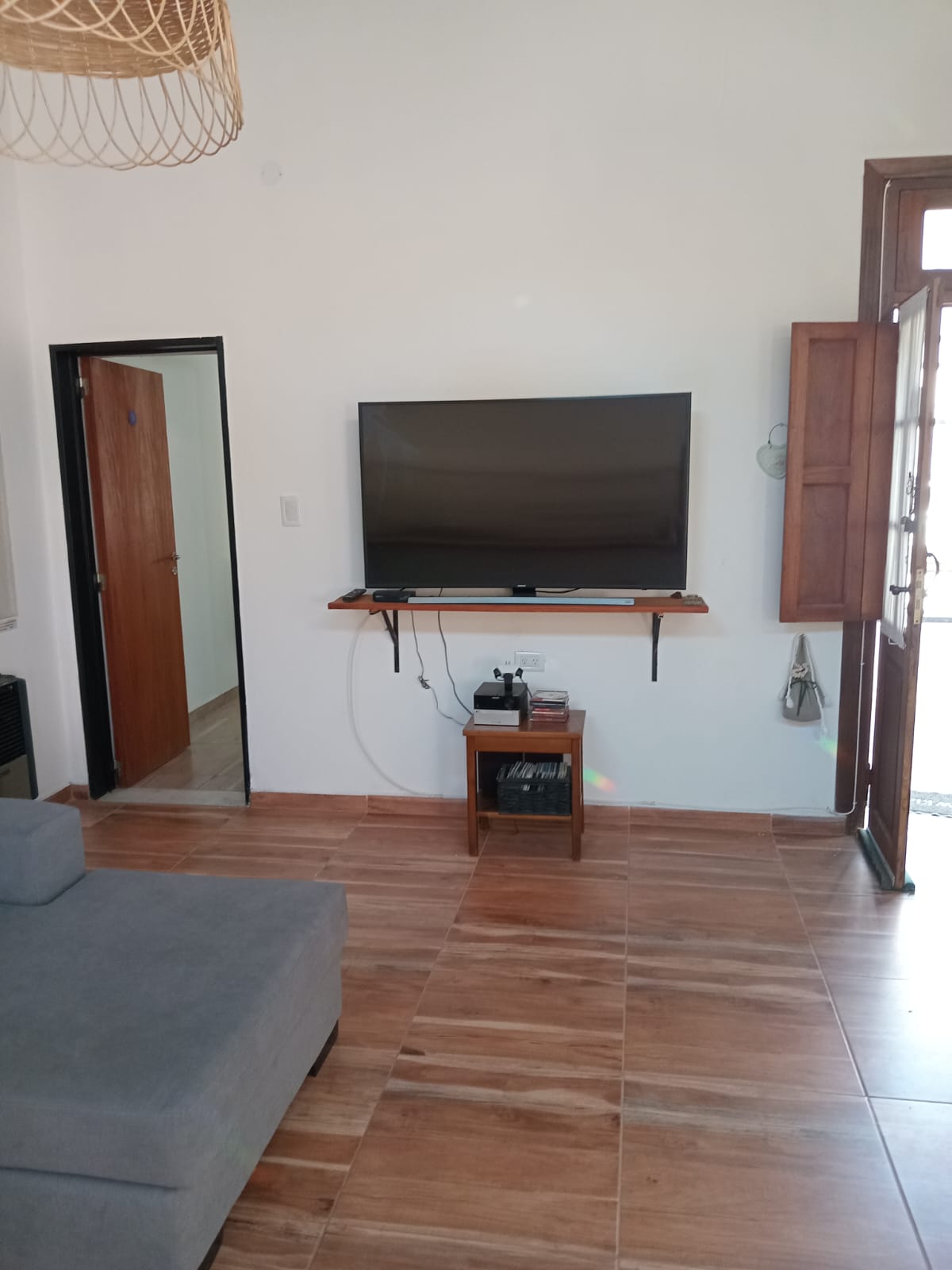 VENTA CASA BARRIO SAN MARTIN-REMODELADA-TOTALMENTE EQUIPADA-CAPILLA DEL MONTE