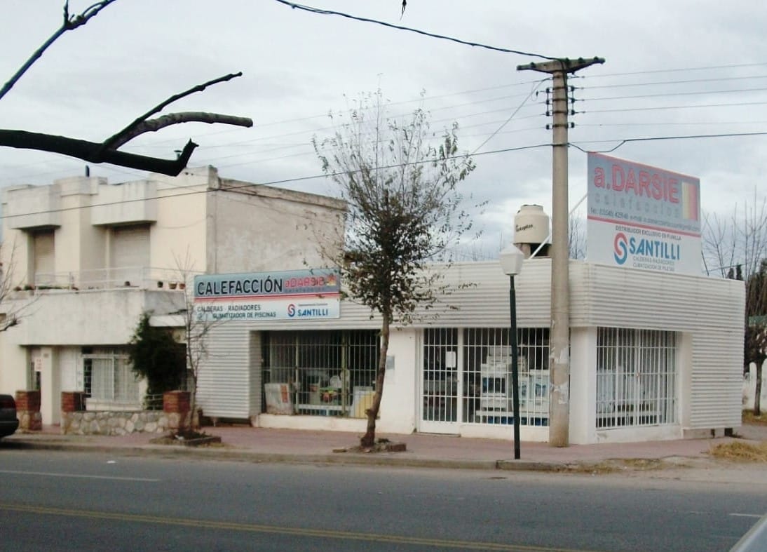 VENDO LOCALES LA FALDA