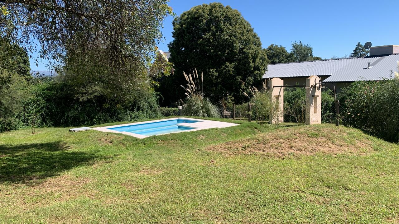 Casa 4 dormitorios en Villa General Belgrano