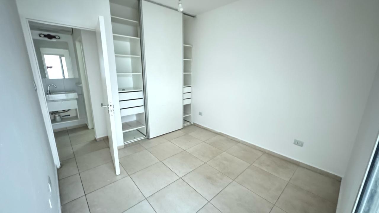 ALQUILER DEPARTAMENTO 1 DORMITORIO PLANTA BAJA PATIO ACEPTA MASCOTA  CERCA DEL CENTRO