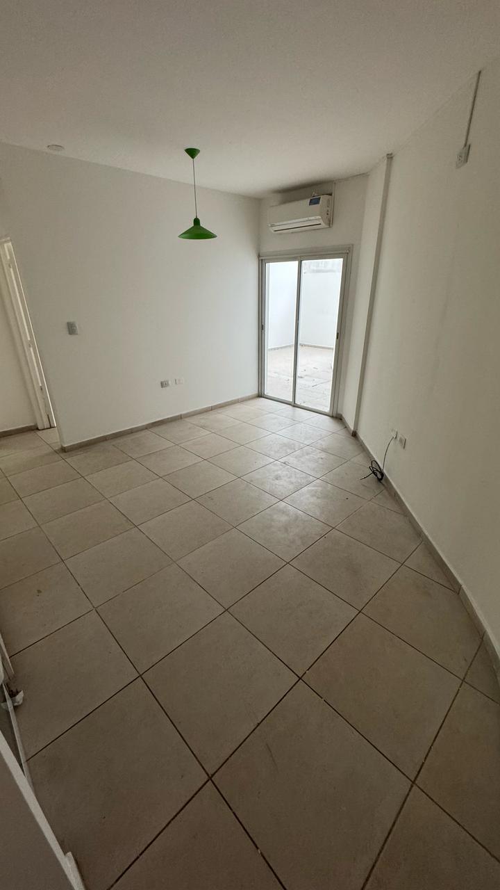 ALQUILER DEPARTAMENTO 1 DORMITORIO PLANTA BAJA PATIO ACEPTA MASCOTA  CERCA DEL CENTRO