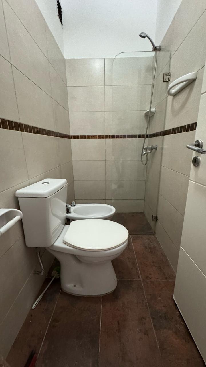 ALQUILER DEPARTAMENTO 1 DORMITORIO PLANTA BAJA PATIO ACEPTA MASCOTA  CERCA DEL CENTRO