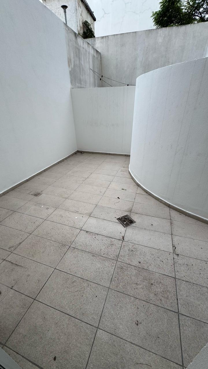 ALQUILER DEPARTAMENTO 1 DORMITORIO PLANTA BAJA PATIO ACEPTA MASCOTA  CERCA DEL CENTRO
