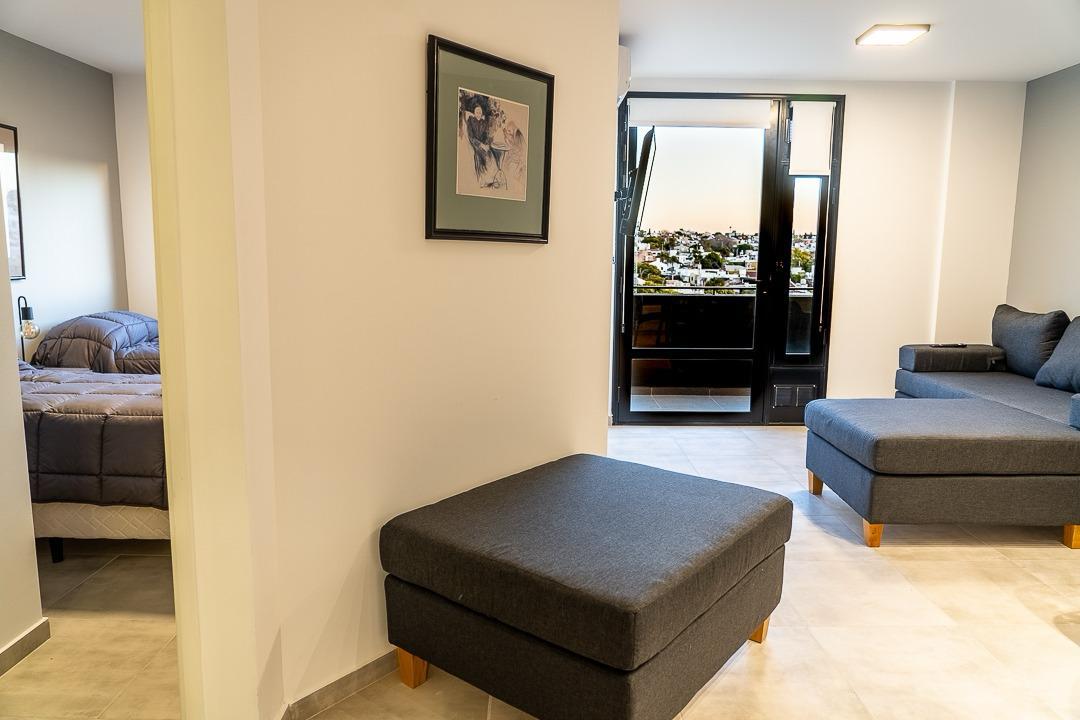 VENTA DEPARTAMENTO 1 DORMITORIO AMOBLADO A METROS DEL QUINTO CENTENARIO