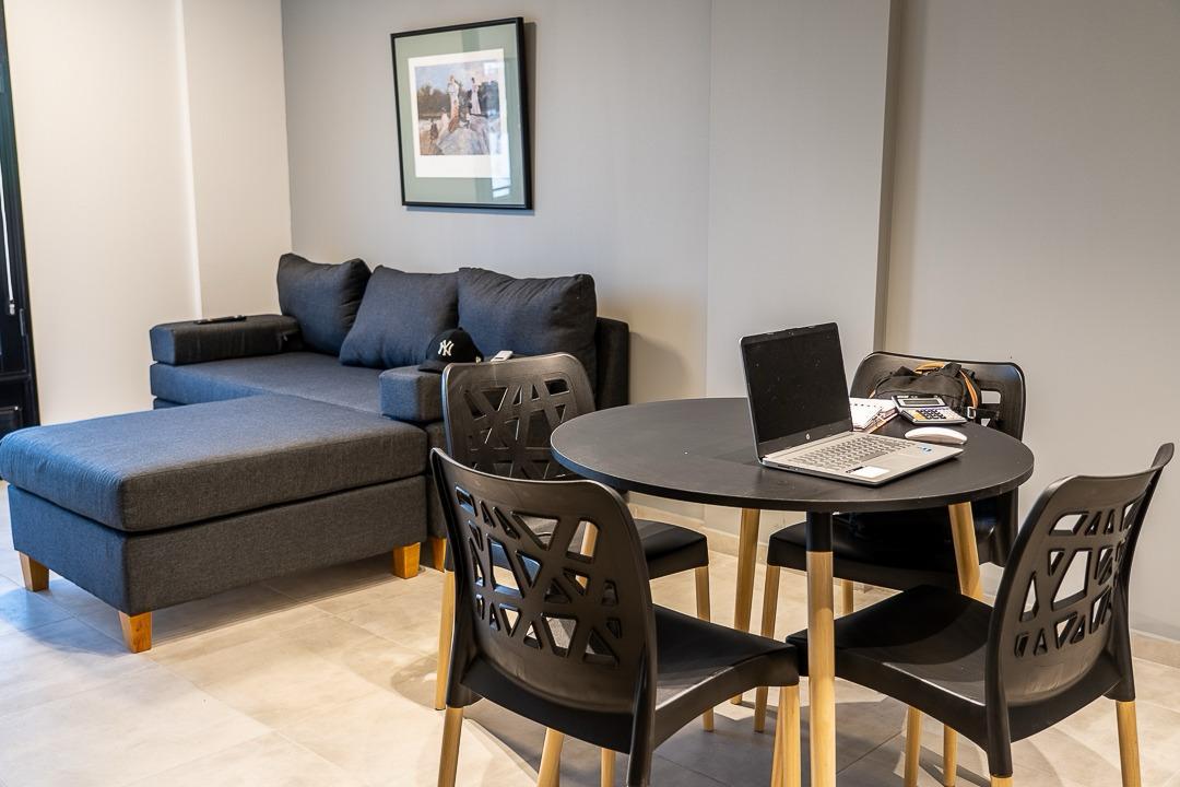 VENTA DEPARTAMENTO 1 DORMITORIO AMOBLADO A METROS DEL QUINTO CENTENARIO