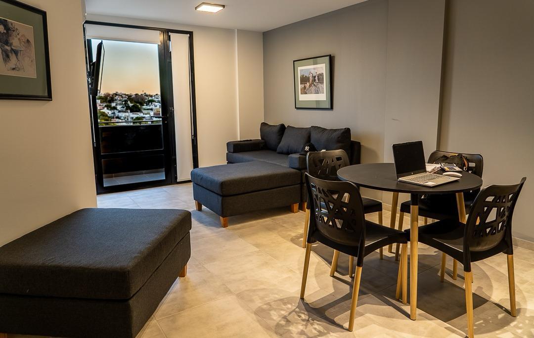 VENTA DEPARTAMENTO 1 DORMITORIO AMOBLADO A METROS DEL QUINTO CENTENARIO