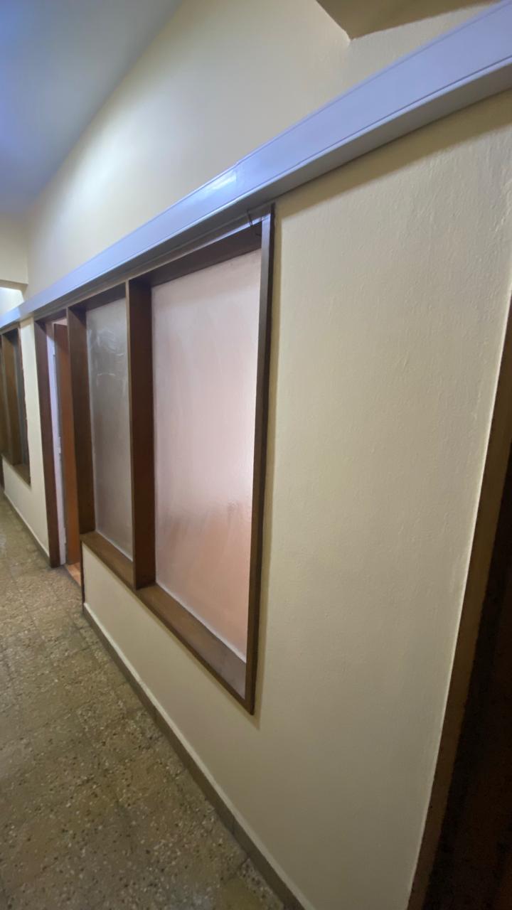 VENTA OFICINA SOBRE AVENIDA COLON CENTRO