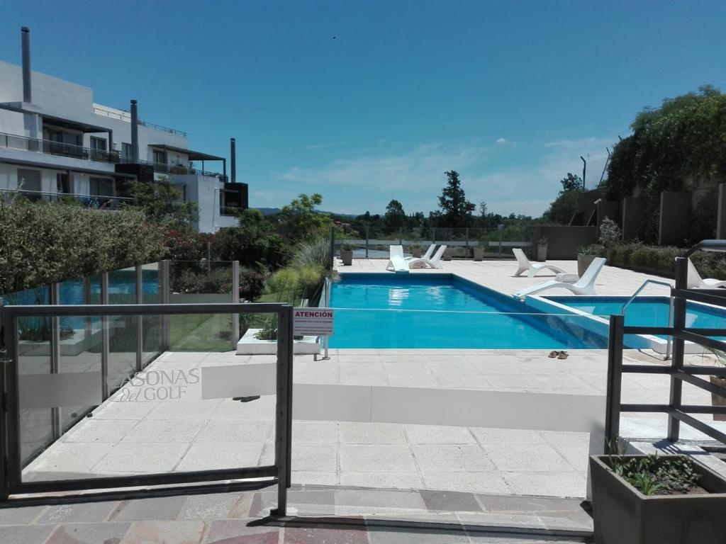VENTA DEPARTAMENTO 2 DORMITORIOS CASONAS DEL GOLF
