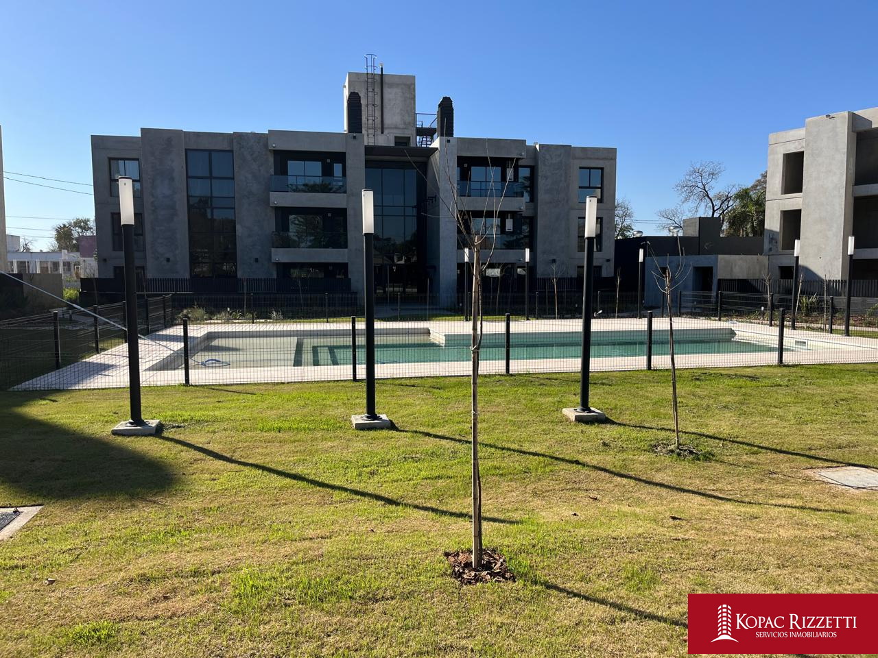 VILLA QUISQUISACATE (RICARDO ROJAS 8200) - ALQUILER DEPARTAMENTO 2 DORMITORIOS
