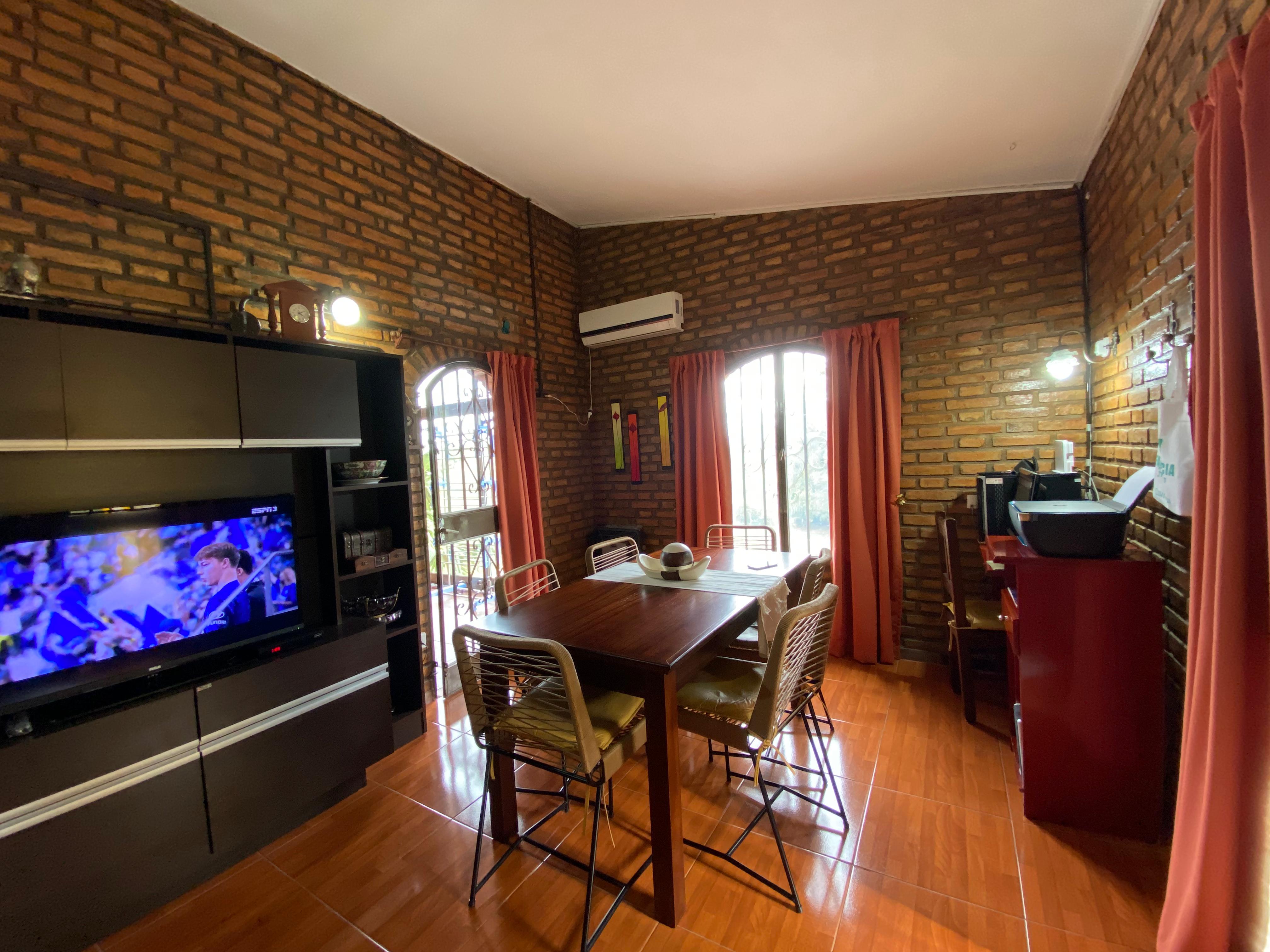 VENTA CASA 3 DORMITORIOS VISTA AL LAGO