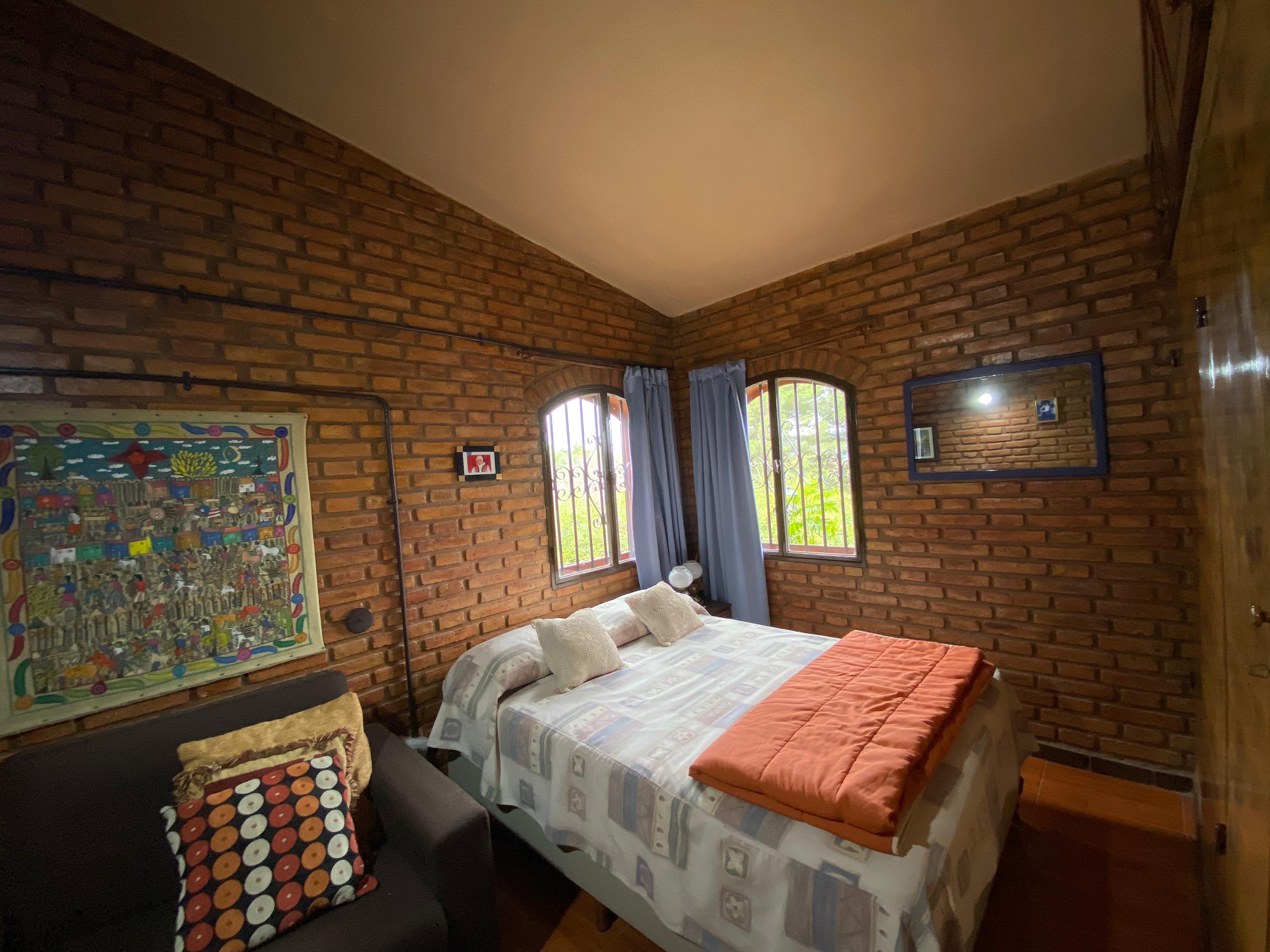 VENTA CASA 3 DORMITORIOS VISTA AL LAGO