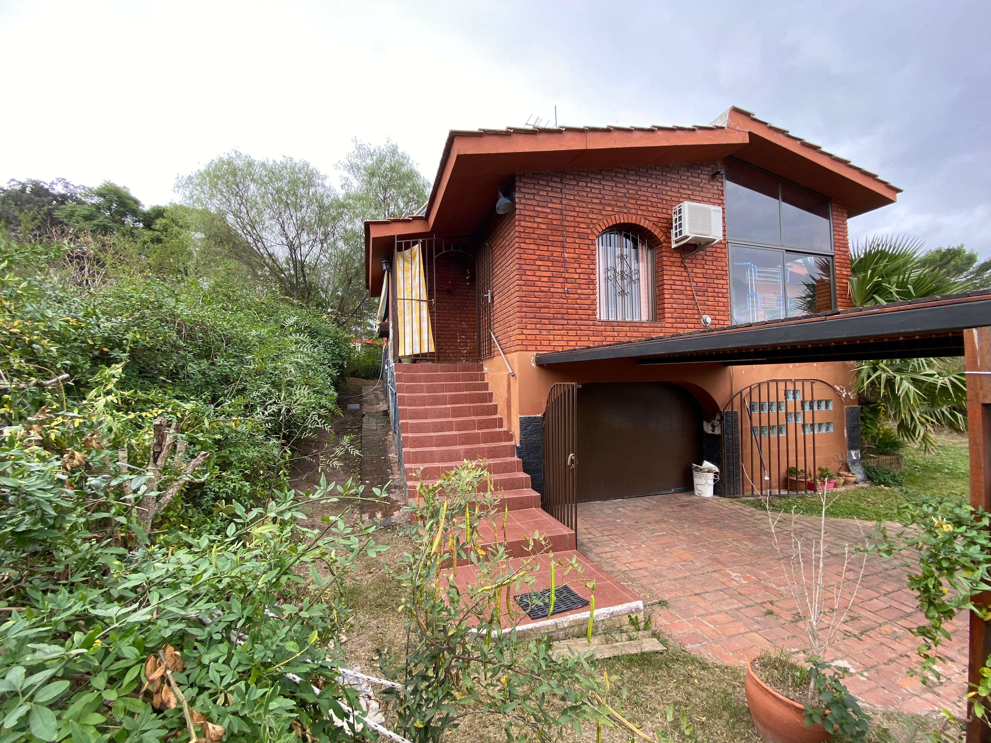 VENTA CASA 3 DORMITORIOS VISTA AL LAGO