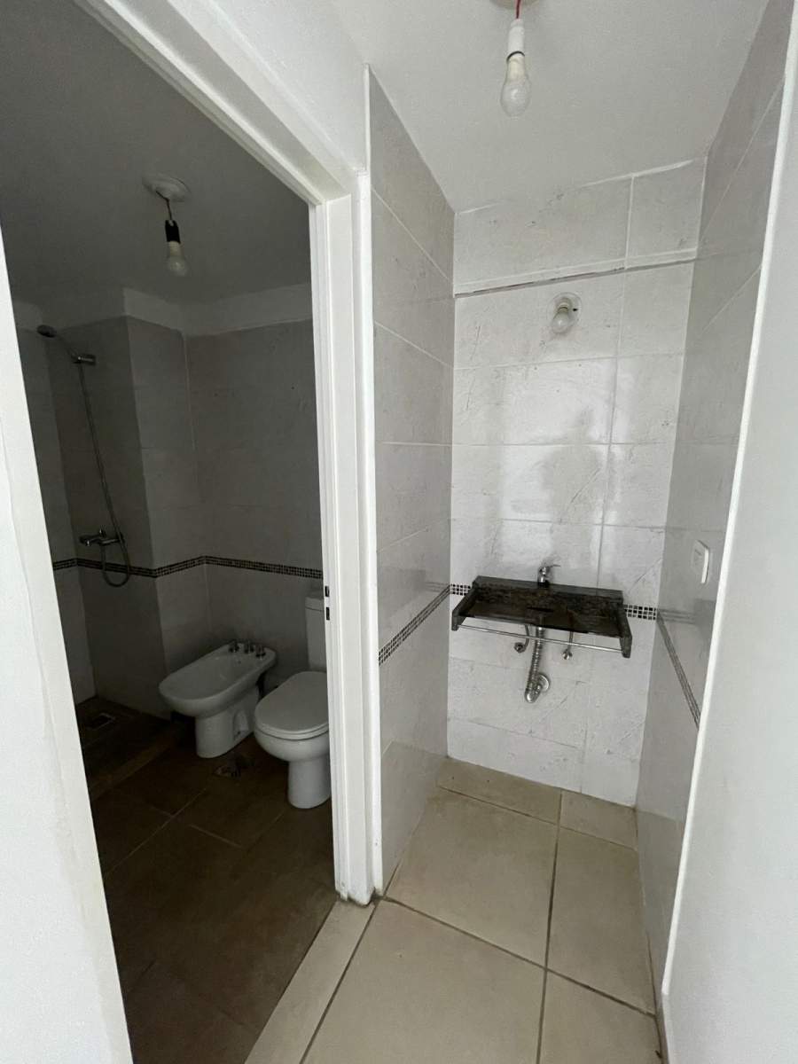 OPORTUNIDAD VENTA DPTO 1 DORM CON BALCON