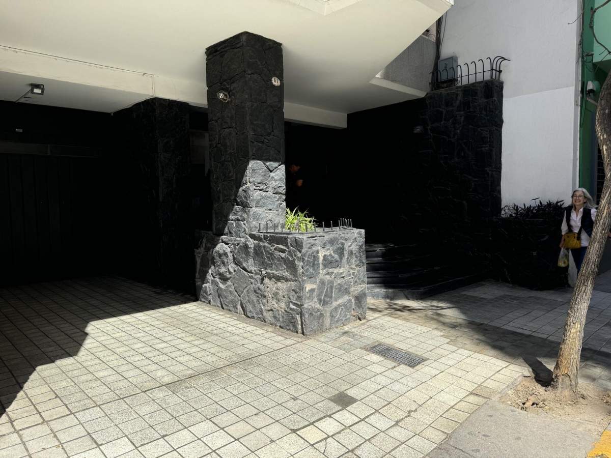 A 100mtrs del Buen Pastor - Depto 1 Dorm con Balcón en Venta