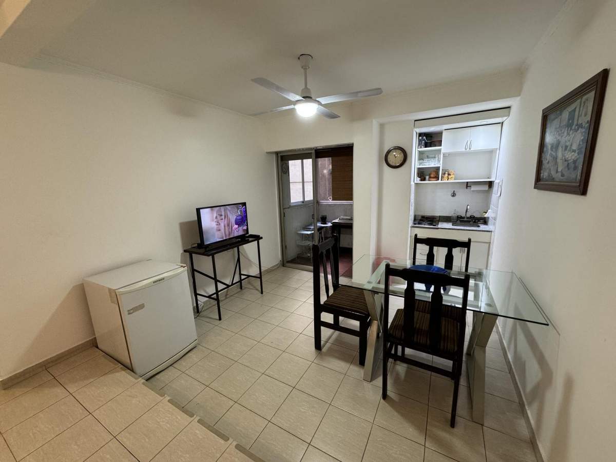 A 100mtrs del Buen Pastor - Depto 1 Dorm con Balcón en Venta