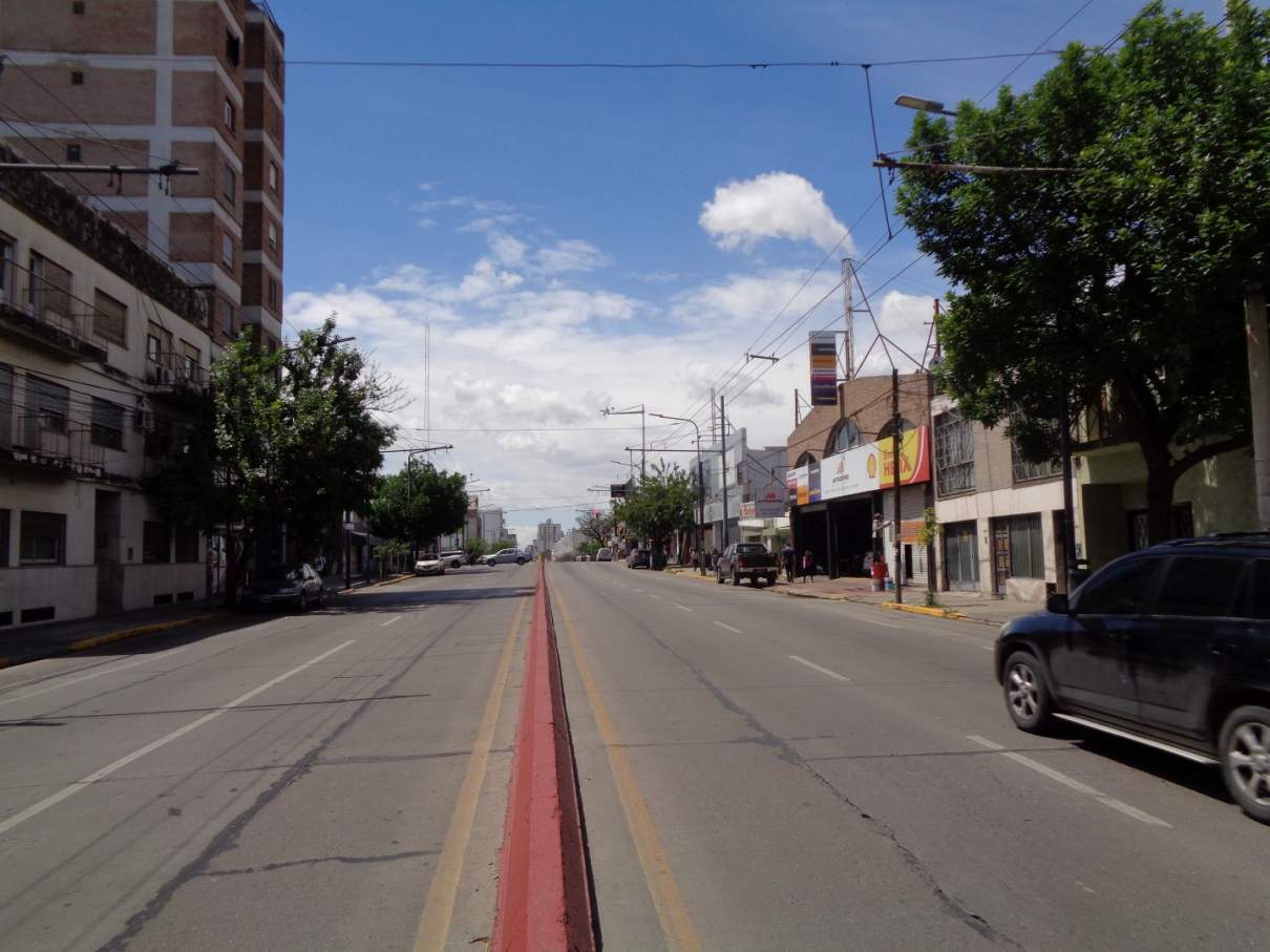 Barrio Alberdi - Departamento Externo, Monoambiente Totalmente Amoblado, Amplio, Luminoso y Dividido, Sin Expensas