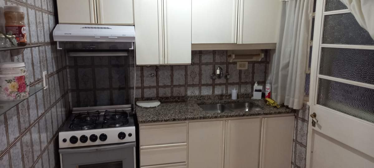 CASA EN ALQUILER BARRIO POETA LUGONES