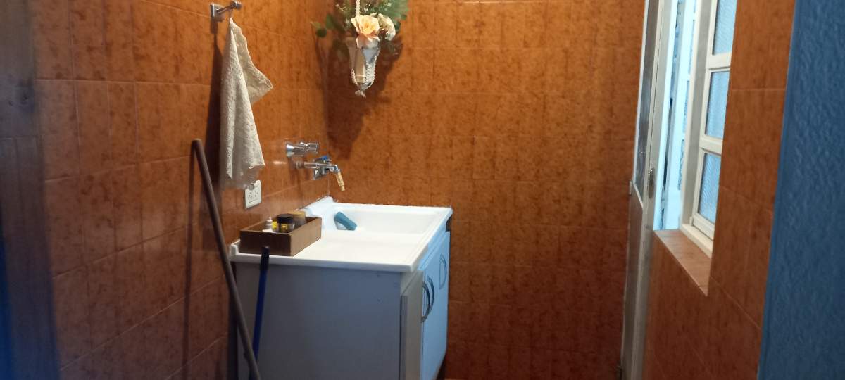 CASA EN ALQUILER BARRIO POETA LUGONES