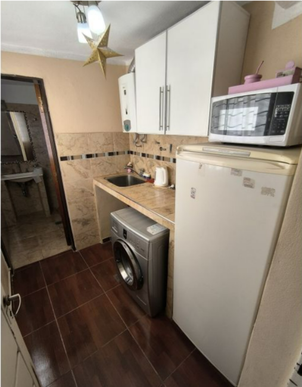 VENTA CASA 2 DORMITORIOS YOFRE NORTE RECICLADA A NUEVA