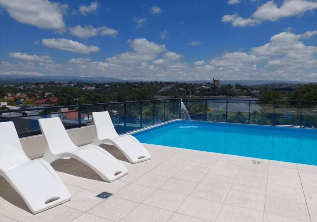 ALQUILER ANUAL MONOAMBIENTE MIRALEJOS 17