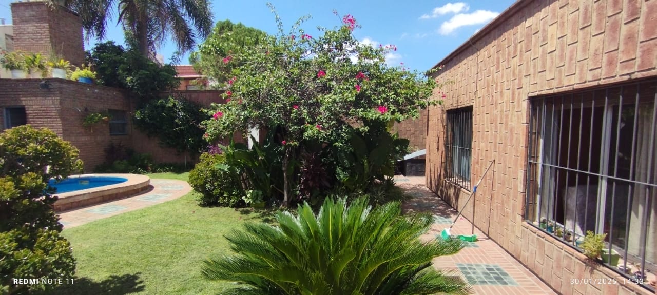 Casa en Alquiler Parque Chacabuco 3 dormitorios