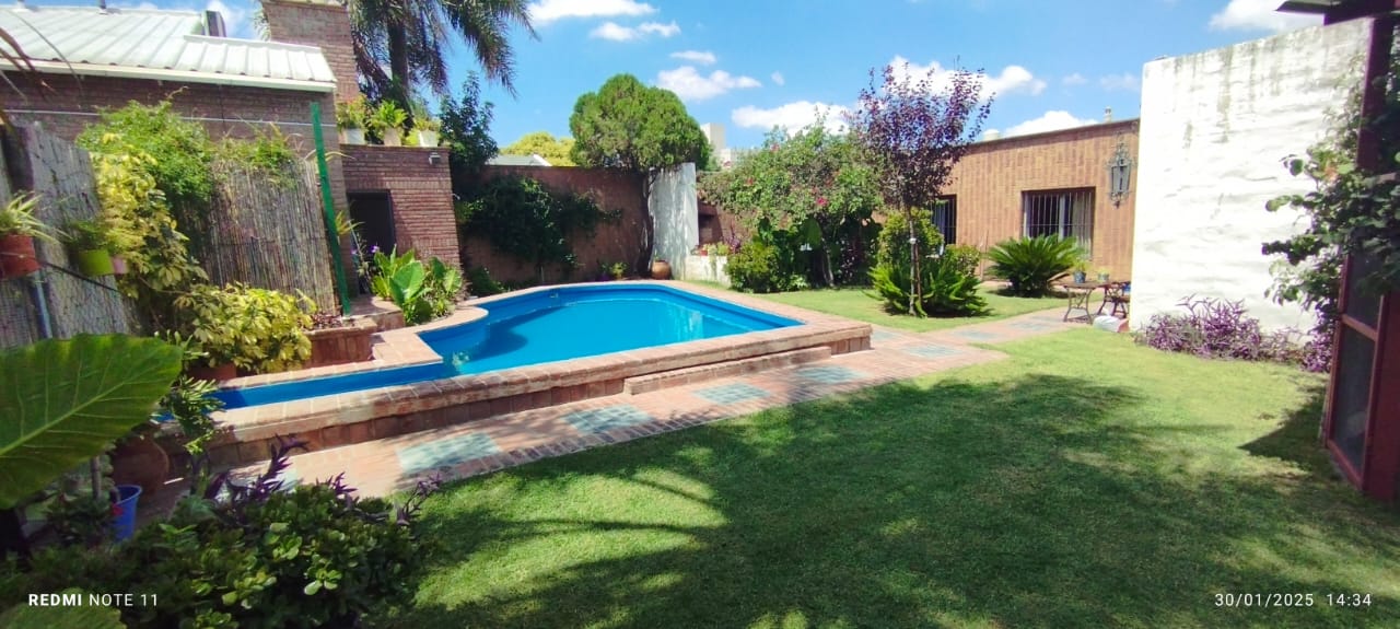 Casa en Alquiler Parque Chacabuco 3 dormitorios