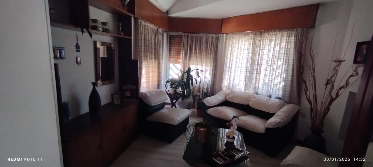Casa en Alquiler Parque Chacabuco 3 dormitorios