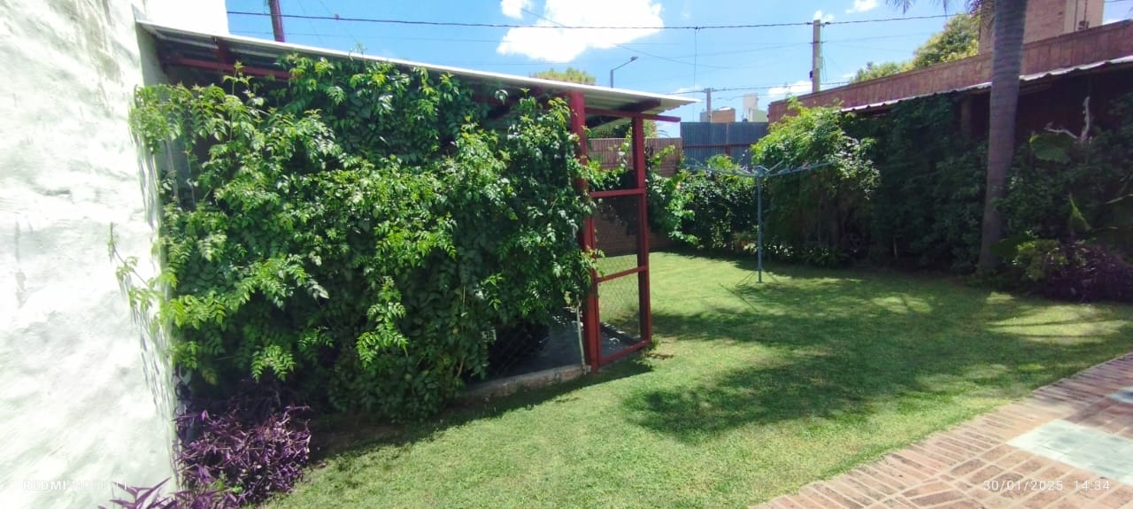 Casa en Alquiler Parque Chacabuco 3 dormitorios