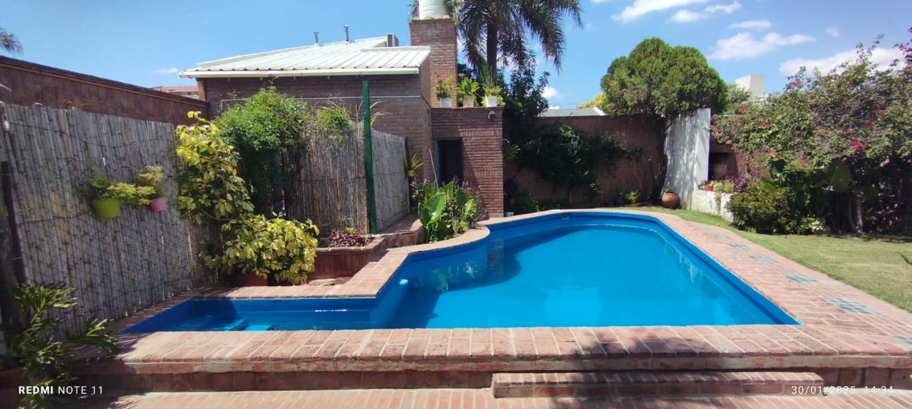 Casa en Alquiler Parque Chacabuco 3 dormitorios