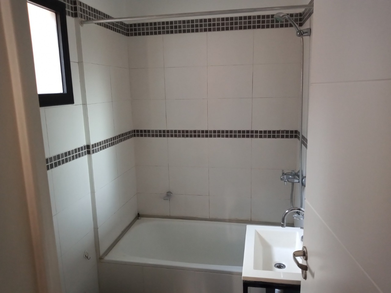 Alquilo  Dpto. 2 Dor 2 Baños -Mejor zona de B Nueva Córdoba