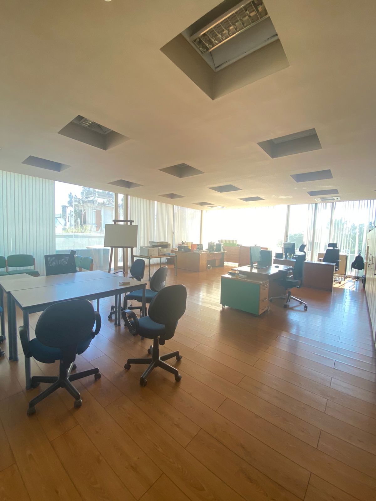 Venta Importante Casa Sobre Hipolito Yrigoyen  Nueva Cordoba