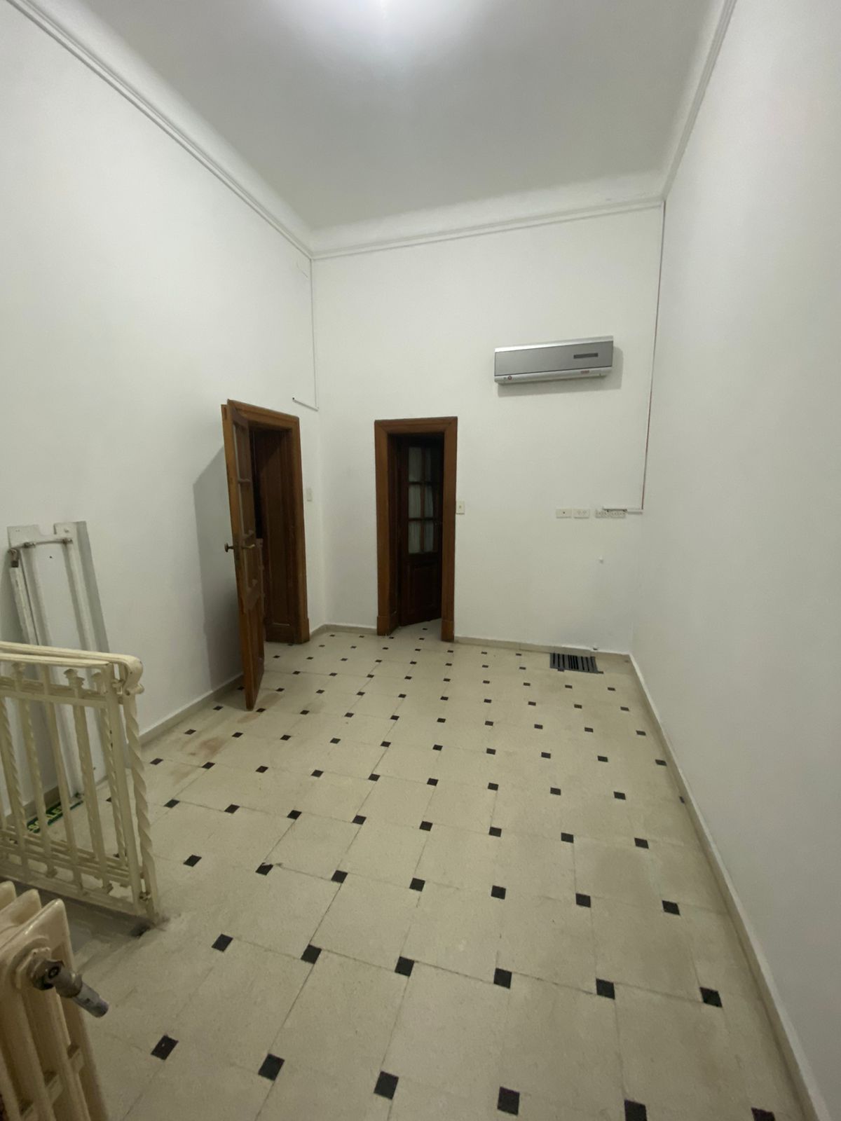 Venta Importante Casa Sobre Hipolito Yrigoyen  Nueva Cordoba