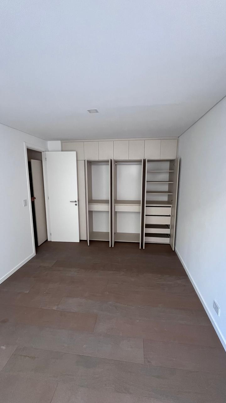 ALQUILER CASA tres dormitorios dos cocheras Villa Belgrano