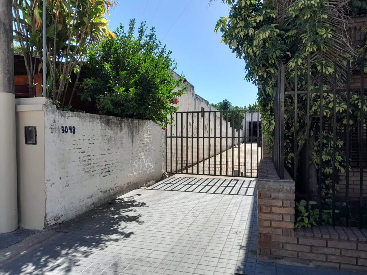 ALQUILO Galpon en B Alta Cordoba