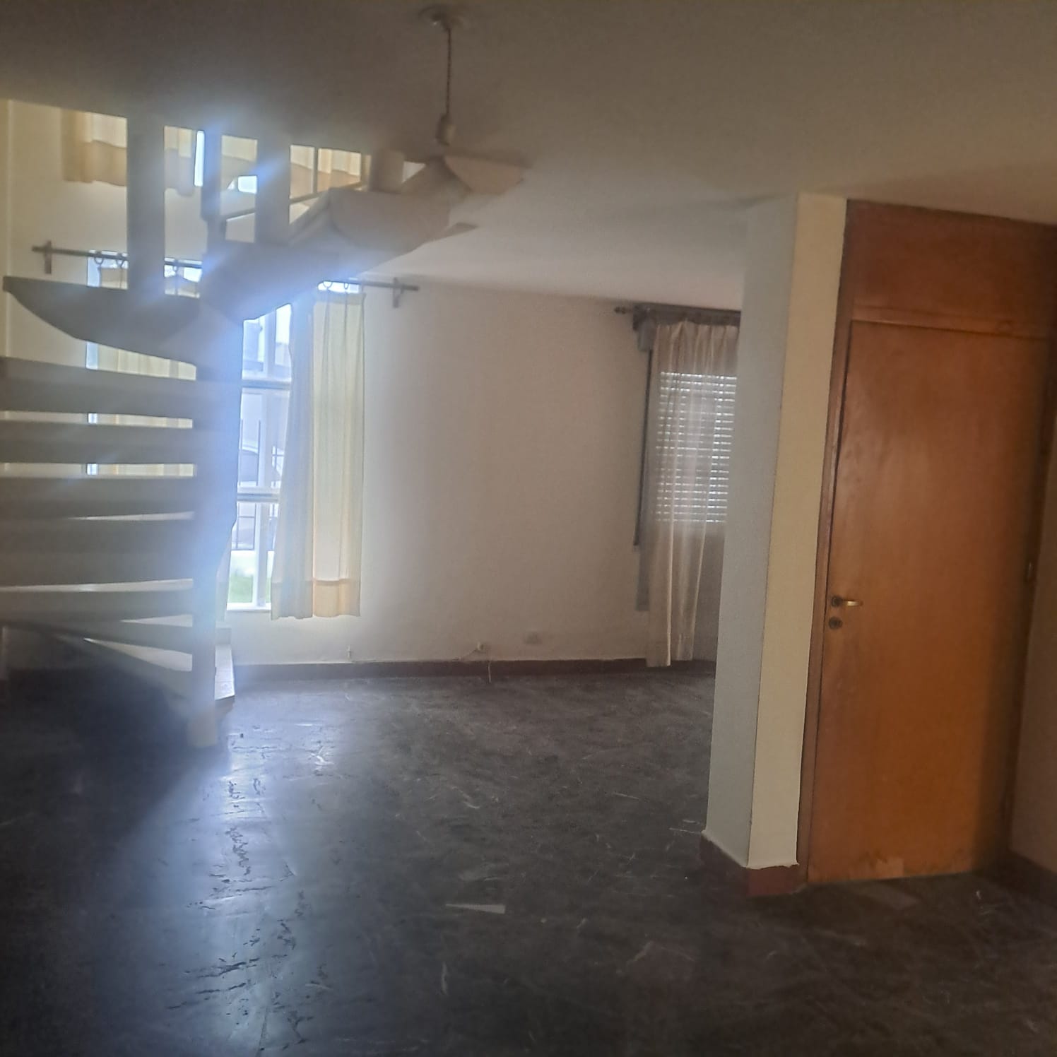 ALQUILER DE CASA EN BARRIO ZUMARAN