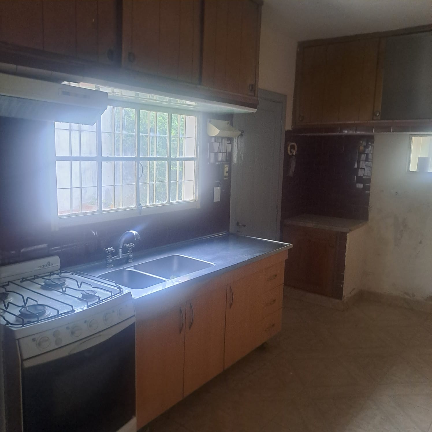 ALQUILER DE CASA EN BARRIO ZUMARAN