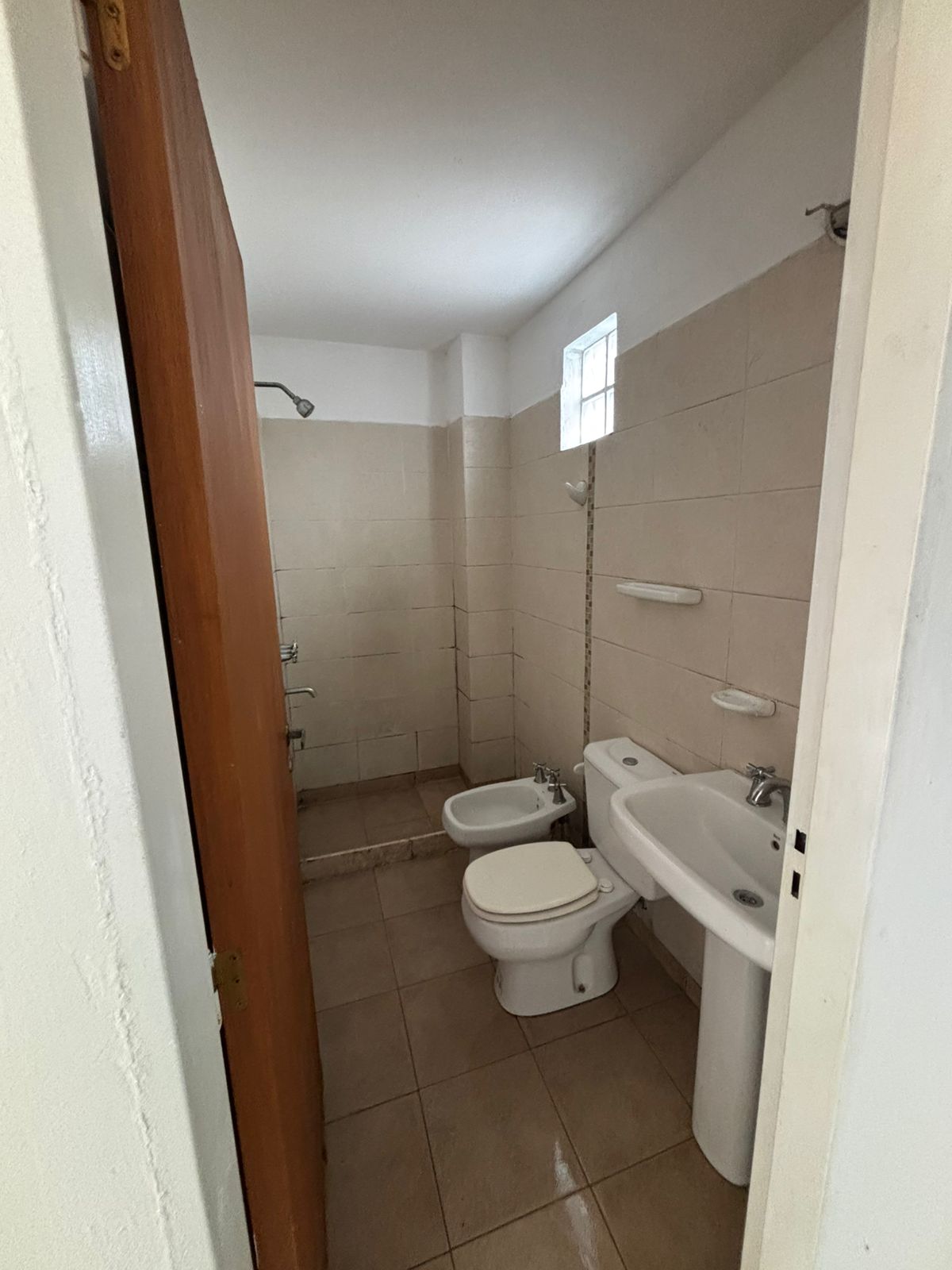 DUPLEX UN DORM CON TERRAZA B ALTO ALBERDI EN ALQUILER $290MIL