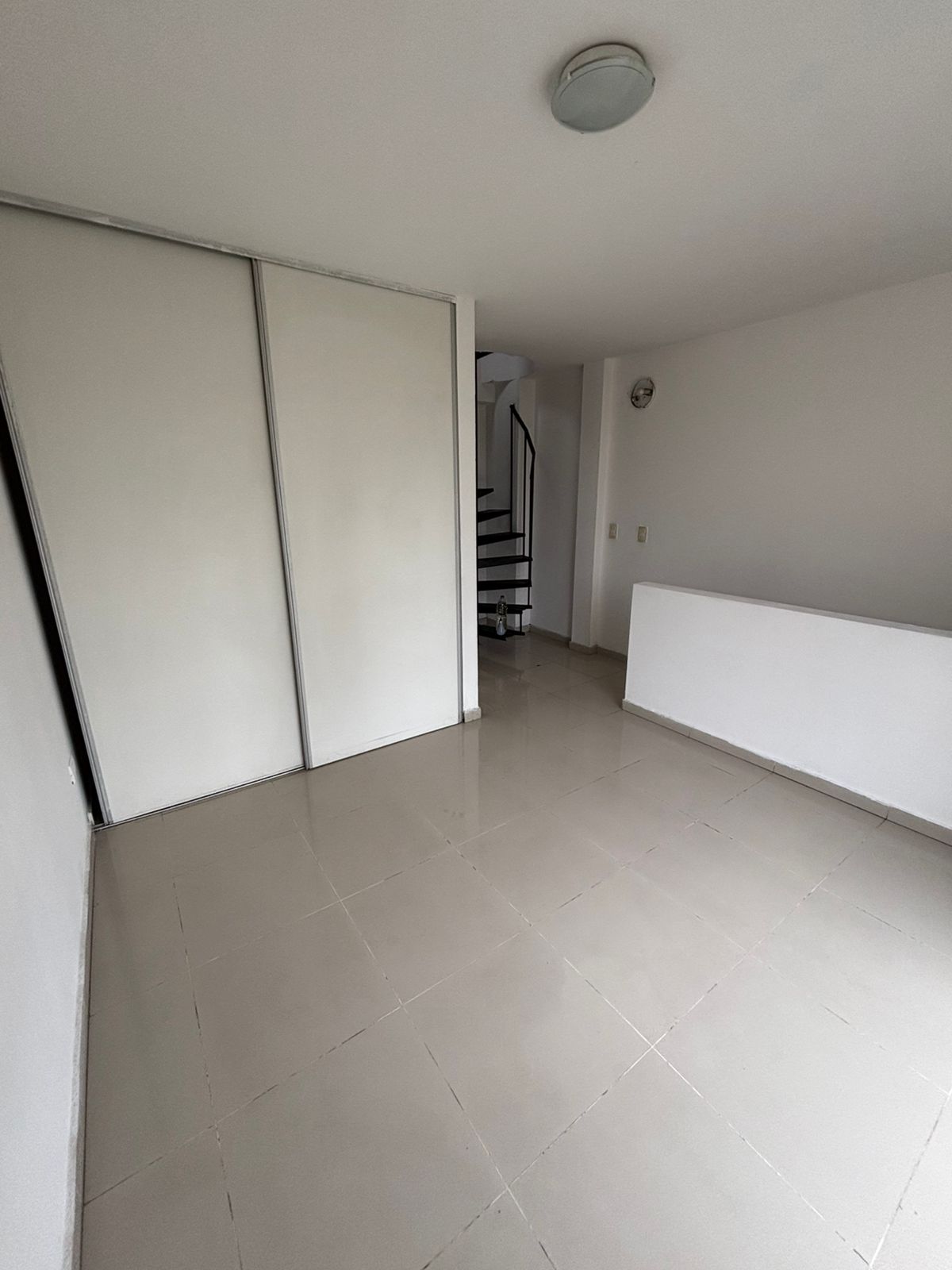 DUPLEX UN DORM CON TERRAZA B ALTO ALBERDI EN ALQUILER $290MIL