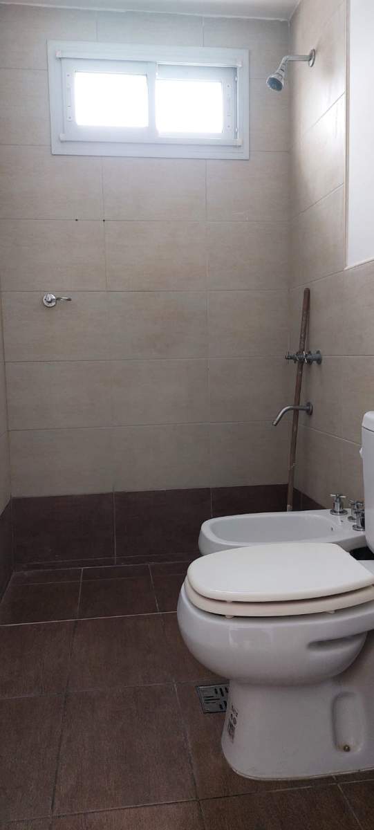 COFICO ALQUILA 1 DORM, BAÑO COMPLETO