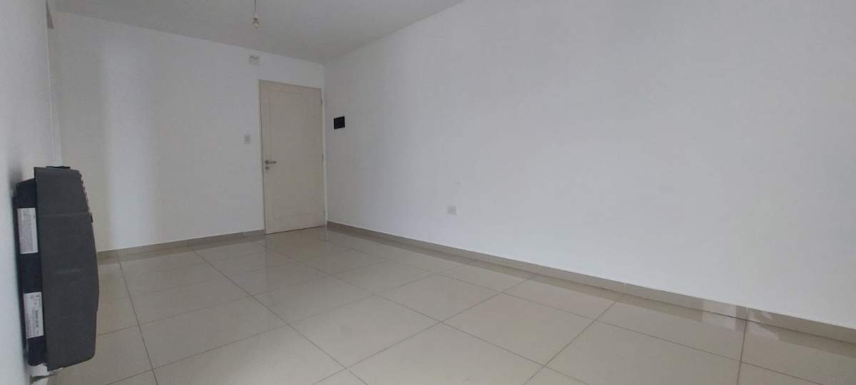 COFICO ALQUILA 1 DORM, BAÑO COMPLETO