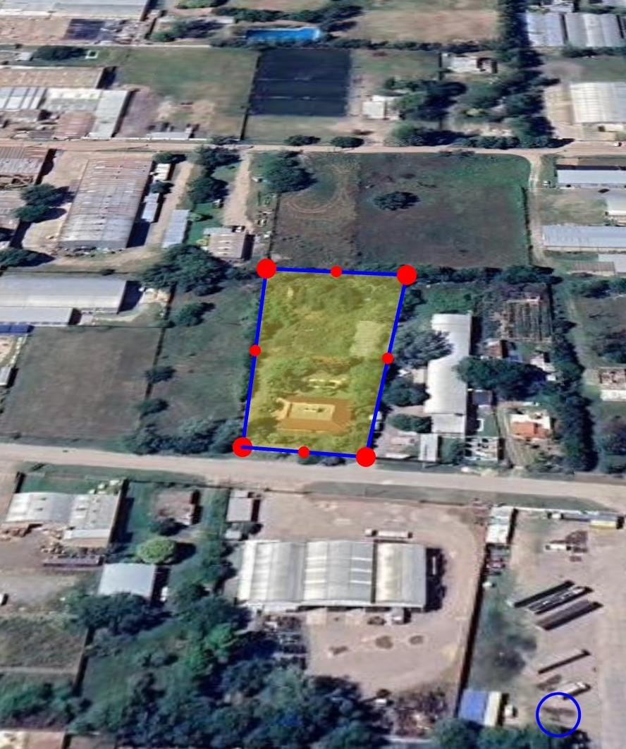 VENTA GRAN TERRENO  CASA