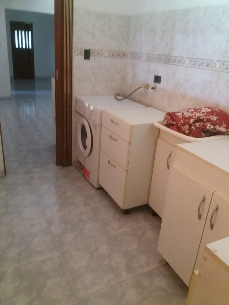 VENTA GRAN TERRENO  CASA