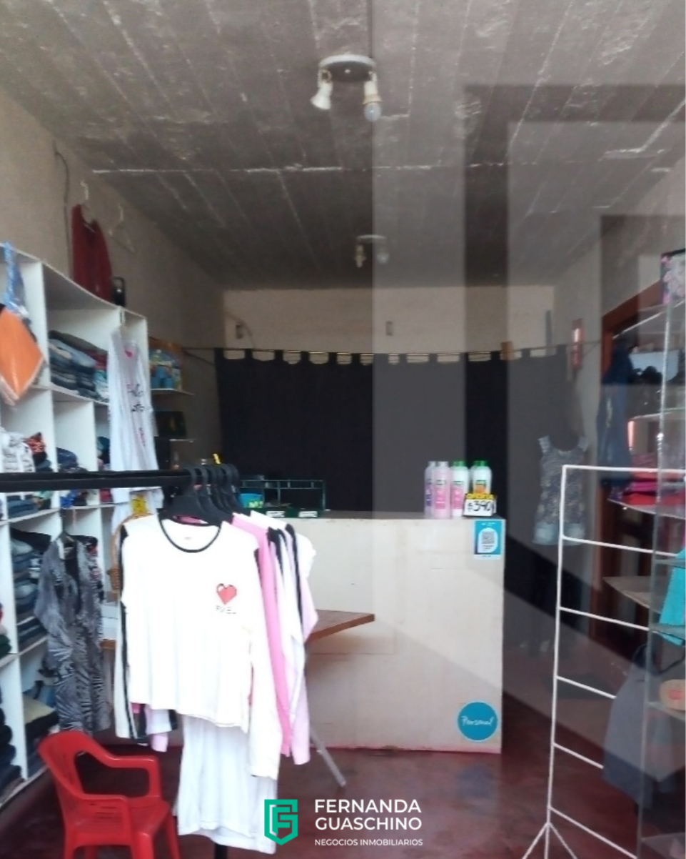 EN VENTA CASA APTA CREDITO ADELIA MARIA 500
