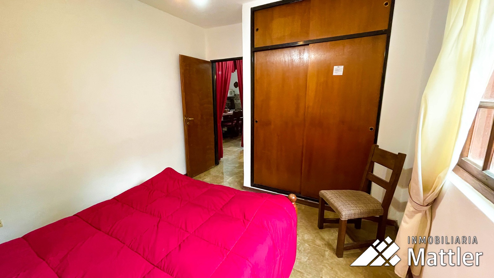 Duplex 5 ambientes en alquiler en el ingreso a Villa General Belgrano.