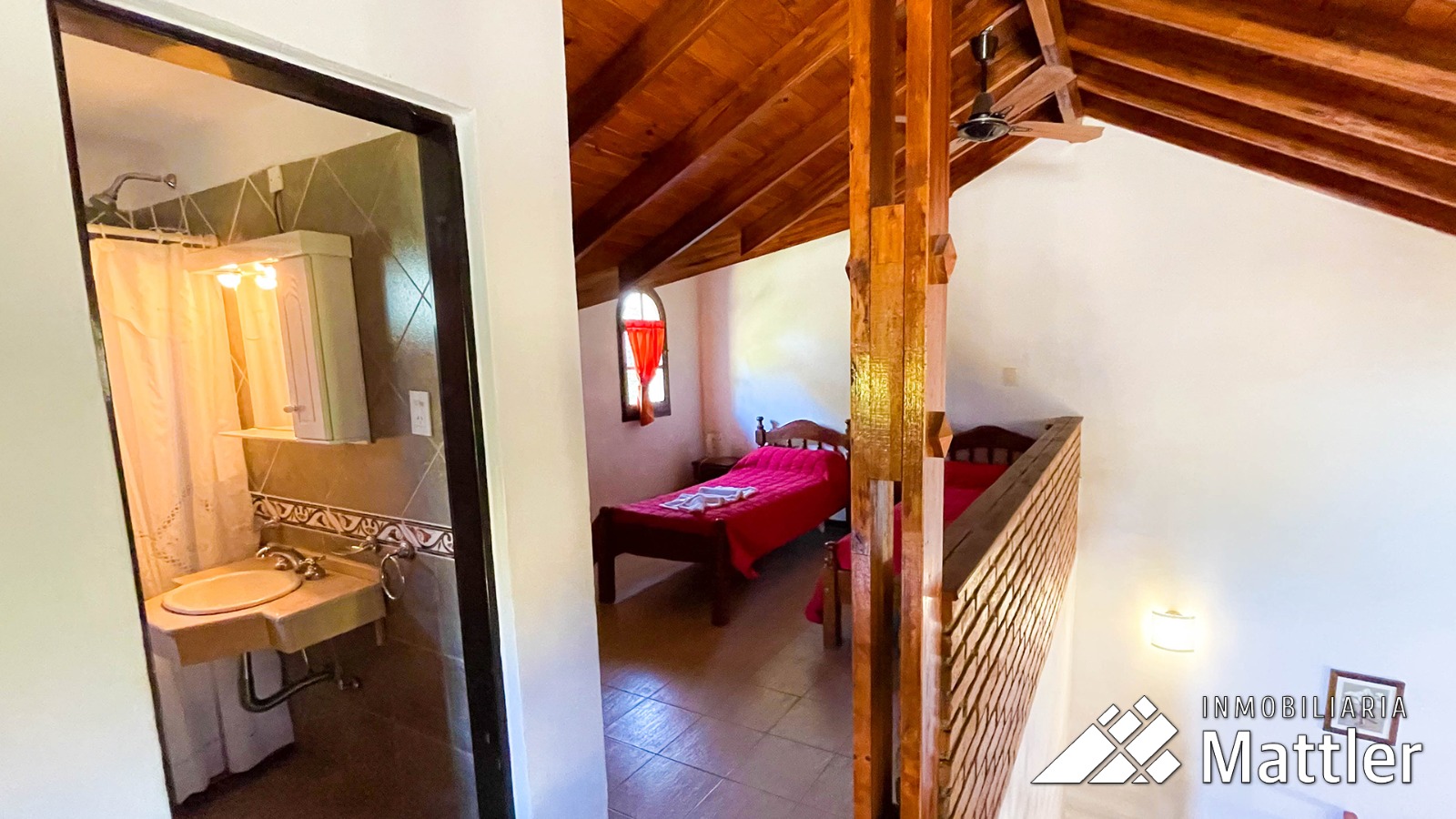 Duplex 5 ambientes en alquiler en el ingreso a Villa General Belgrano.